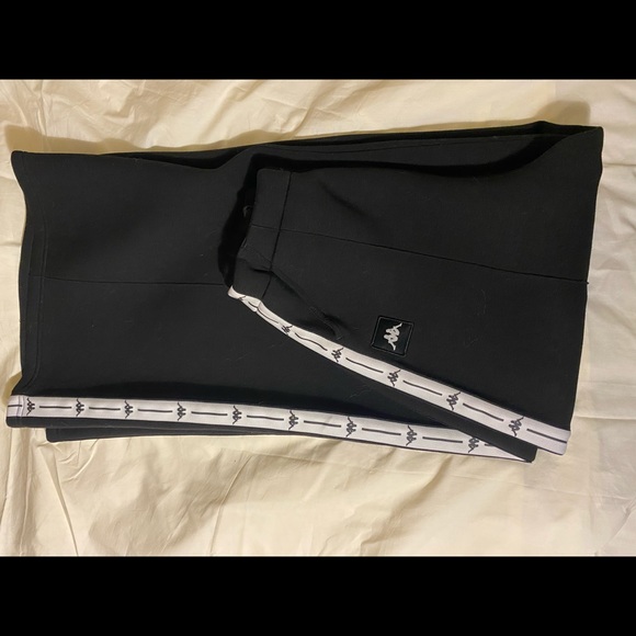 KAPPA Italy - Palazzo pants black. Medium. - Picture 2 of 5